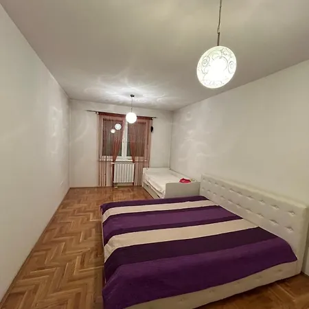 Apartment Sara