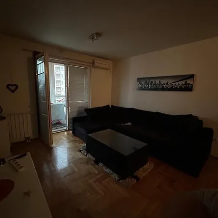 Apartment Sara *